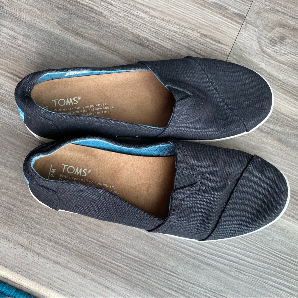 Black Slip On TOMS Size 8